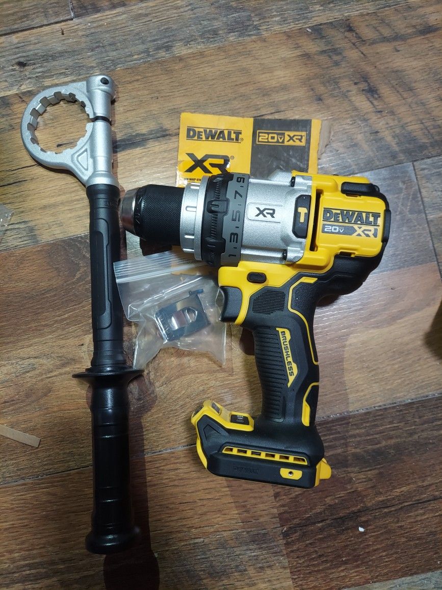 Dewalt Hammer Dril XR 3 Speed New Model