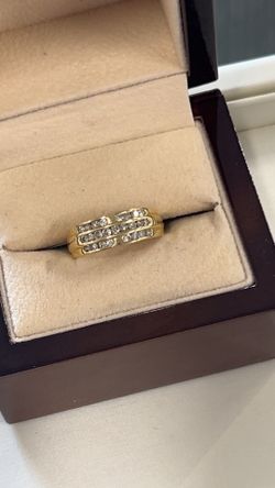 Gold Band with diamonds