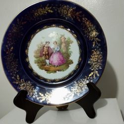 LIMOGES CASTEL PORCELAIN PLATE 9.6"