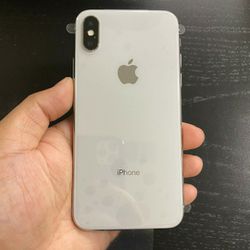iPhone X 64GB Unlocked work with any Carrier's ( Guaranteed original phone / Selling from the Store ) Thumbnail
