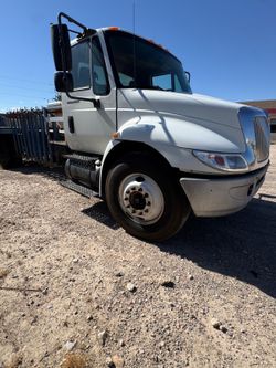 2002 INTERNATIONAL  4000 SERIES   * 2002 INTERNATIONAL 4000 Series*  * 7.6 L* 6 CYL* DIESEL*  * 340000 MILES*  * IT RUNS AND DRIVES GOOD*  * SE HABLA 