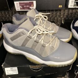 AIR JORDAN RETRO 11 Grey