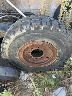 Bobcat Wheel N Tire Set