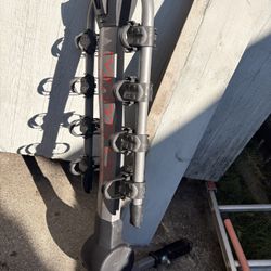 Yakima Ridgeback 4 Bike Hitch Rack 