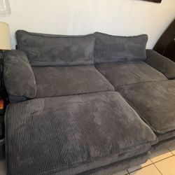 Super Soft cozy Sofa With Ottomans