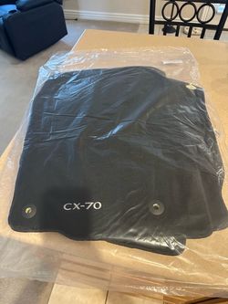 Floor mats - Mazda - CX-70 - Brand New- Set Of 4 - NEW