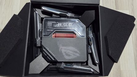 Lowball Offers Will Be Ignored. ASUS ROG Rapture GT-BE98 PRO First Quad-Band WiFi 7 Gaming Router supports 320MHz, Dual 10G Port. Box Included