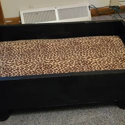 Bed For Cats Or Small Dogs 