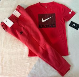 Nike Boys Youth 2pc Jogger & Tee Set - Small