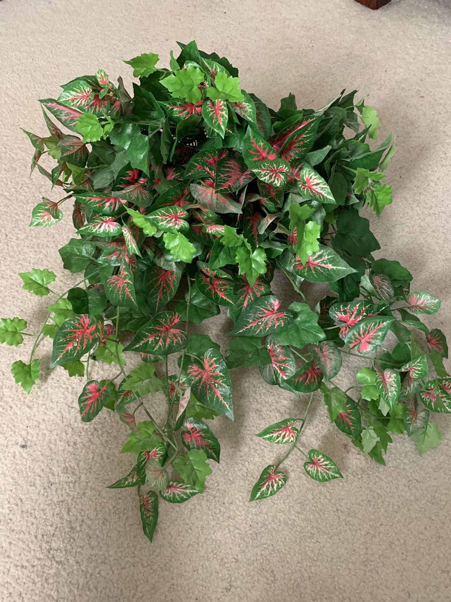 Set Of 4 Faux Plants/Greenery In Baskets