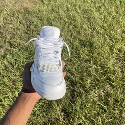 Jordan 4