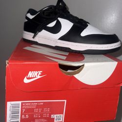 Nike Dunk Low 