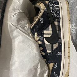 Travis Scott SB