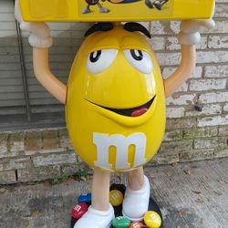 M&M Store Display
