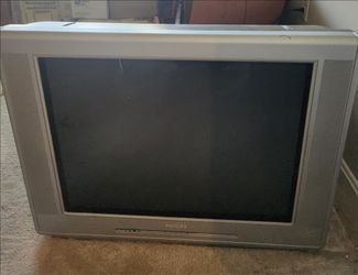 Phillips 27" Real Flat CRT TV W/Original Remote