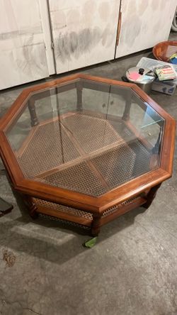 Glass to coffee table