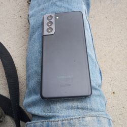 Samsung Galaxy S21  5g Unlocked For Any Carrier! 