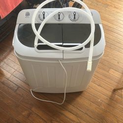 Twin Tub Washing Machine (SERIOUS INQUIRY ONLY)