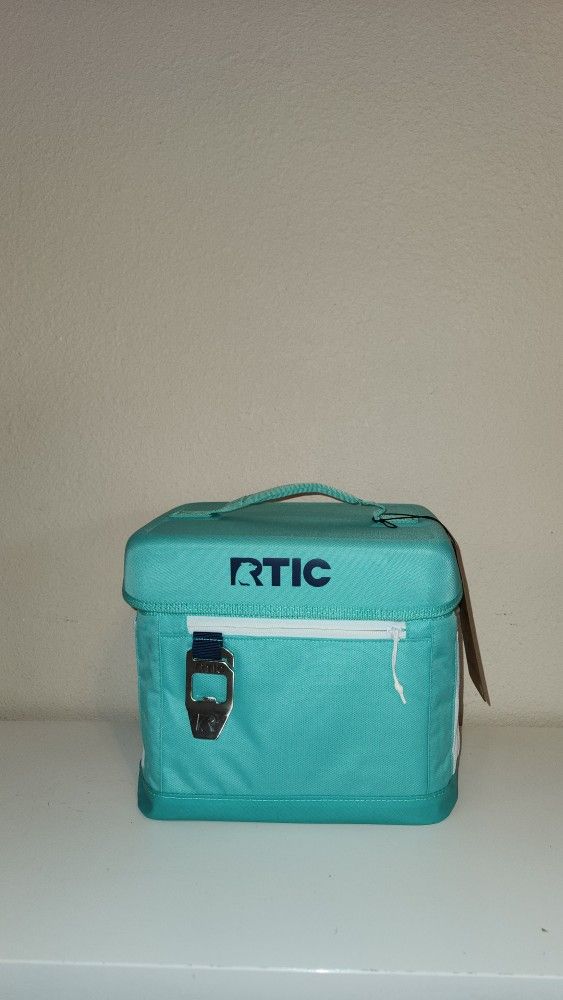 RTIC 15 Csn Cooler Bag 