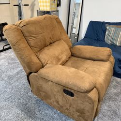 Free Recliner