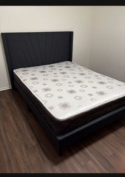 Queen Bed With Mattress