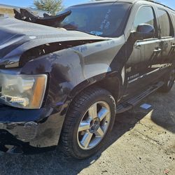 2010 Chevy Tahoe (Parts) 