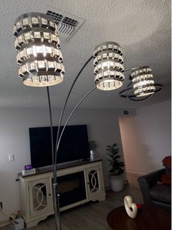 Floor lamp