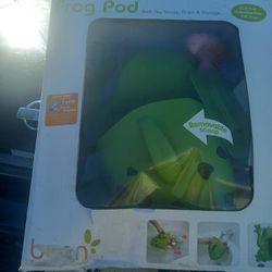 Frog Pod