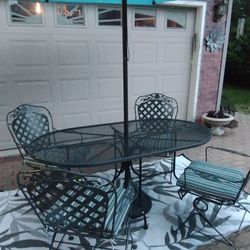 Lyon Shaw/Woodard Wrought Iron Patio Furniture 11 Piece.