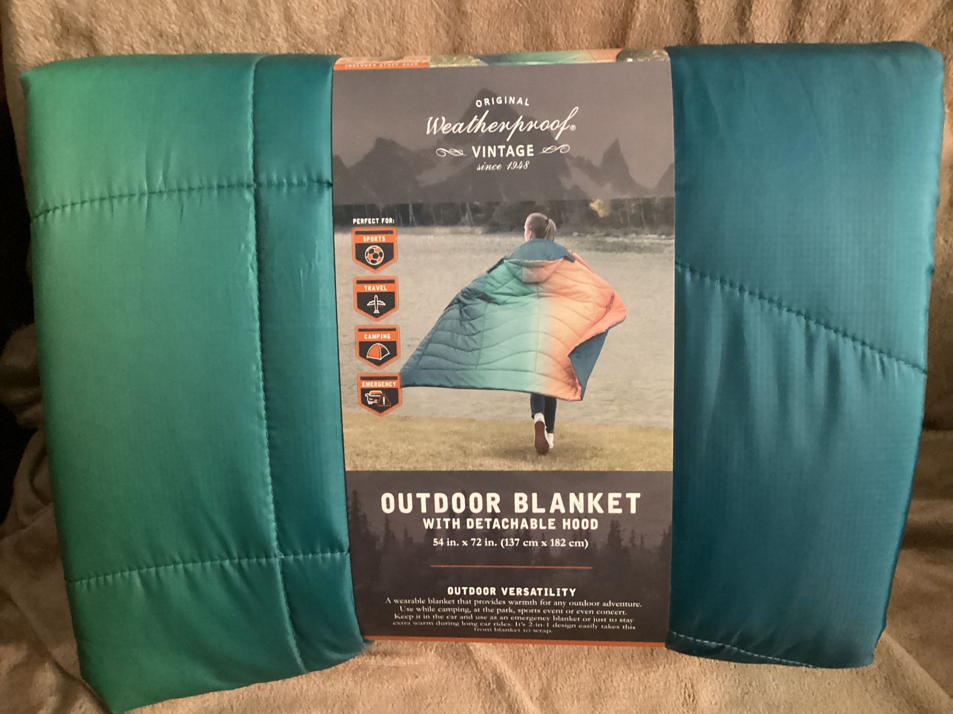 New Weatherproof Vintage Outdoor Blanket W/Detachable Hood