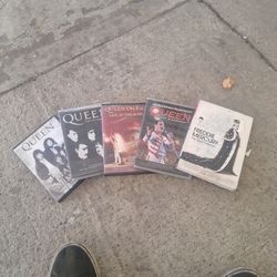 QUEEN 5 DISC SET.      DVD