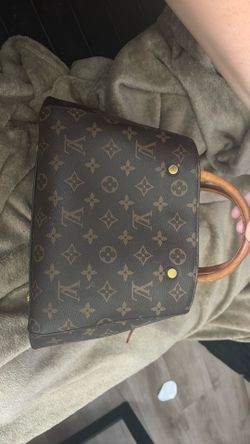 Louis Vuitton Montaigne bag  -used