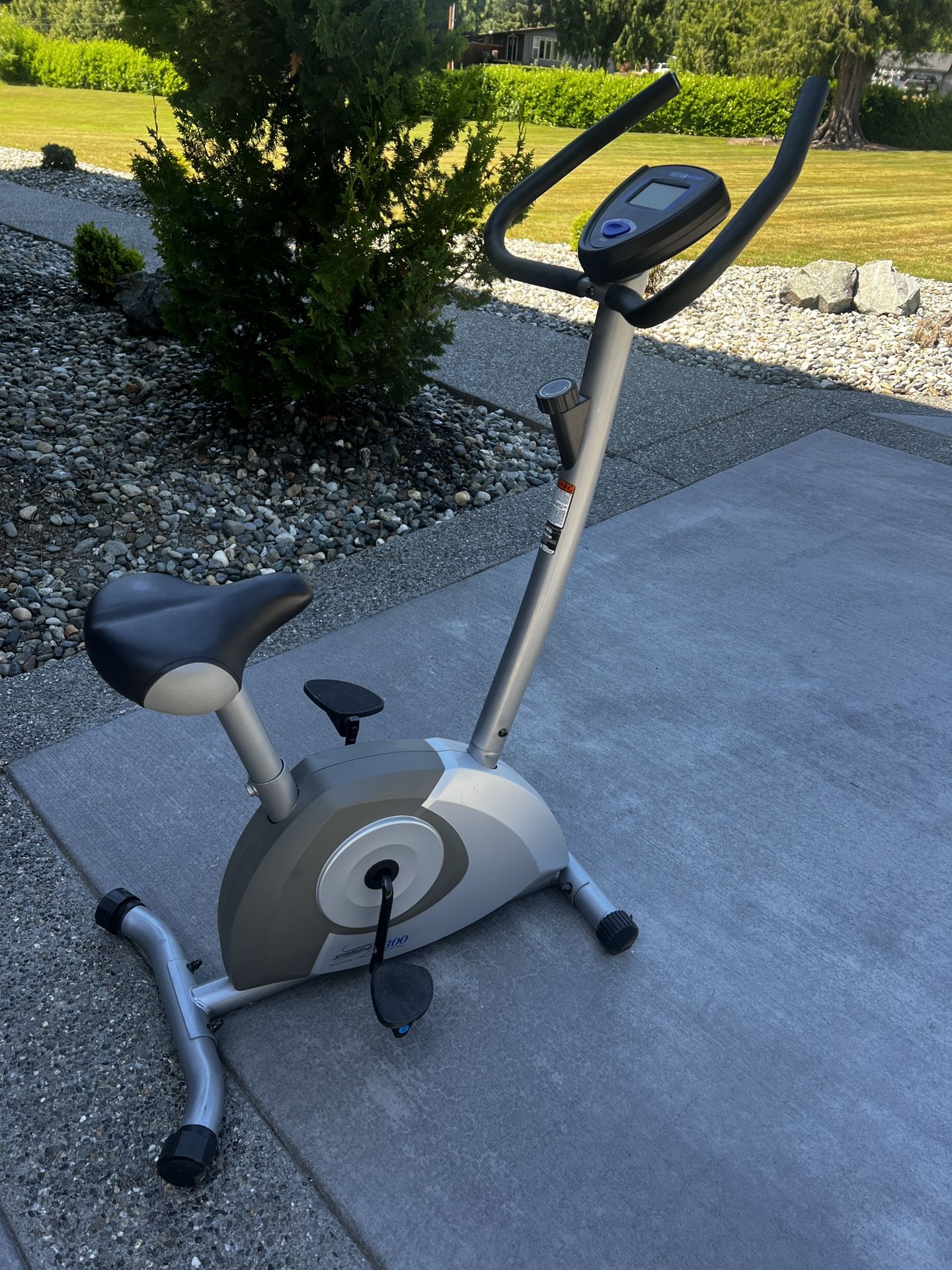 Stamina Magnetic Stand Up Exercise Bike