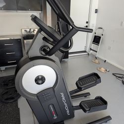 Pro Form Carbon HIIT H10 Elliptical 