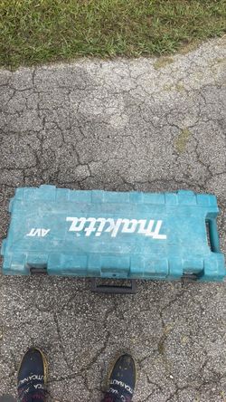 14-amp 1 -1/8 in. hex 42 lb. AVT breaker hammer