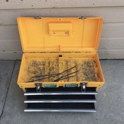 22in Locking Tool Box 