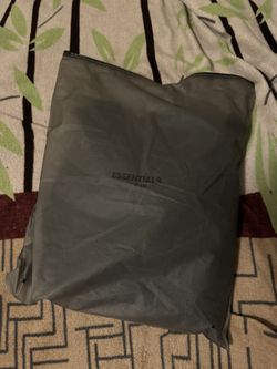 Essentials Hoodie (black)