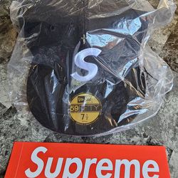 SUPREME GOLD CROSS S LOGO NEW ERA FITTED HAT