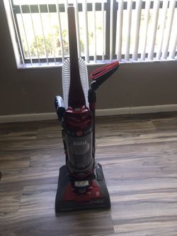 Hoover Wind Tunnel vacuum 
