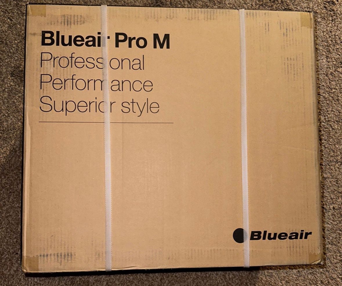 BLUEAIR Pro Air Purifier For Allergies Mold Smoke Dust Removal (390 Sq Ft) Pro M