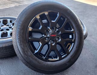 20" Toyota Tundra New Gloss Black Wheels And Tires