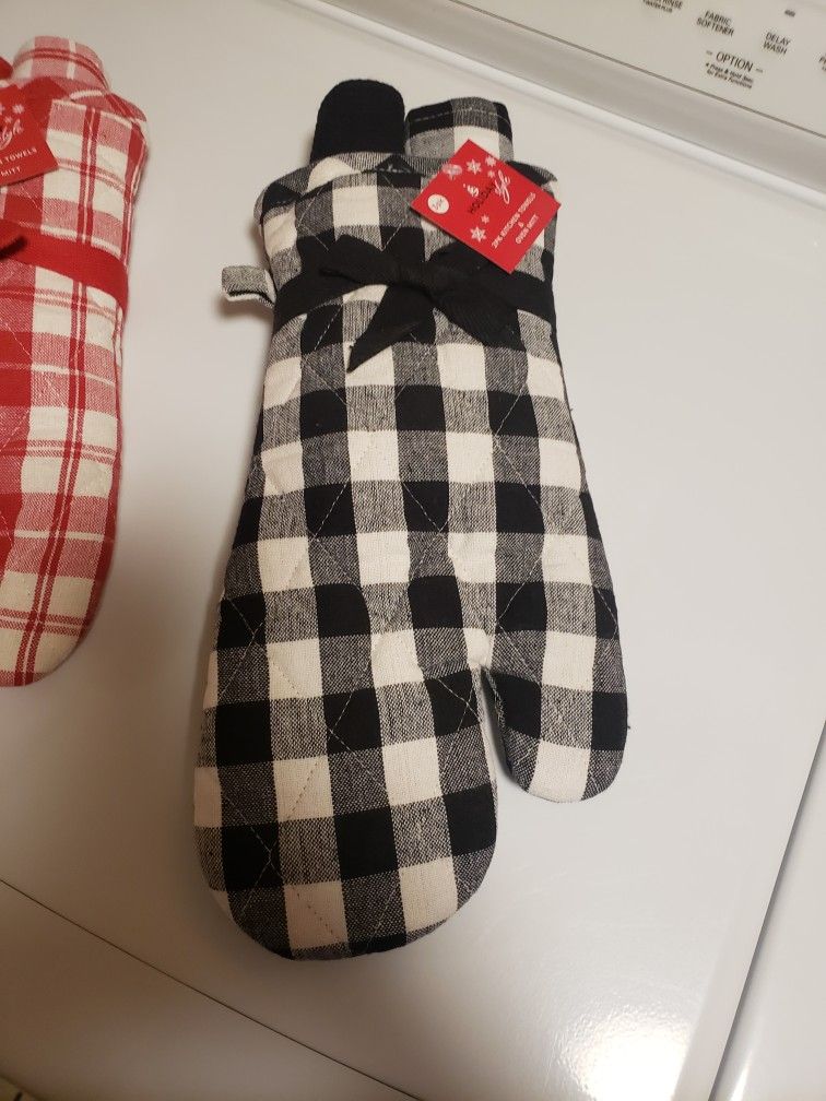Pot Holder And Kitchen Towel Gift Sets