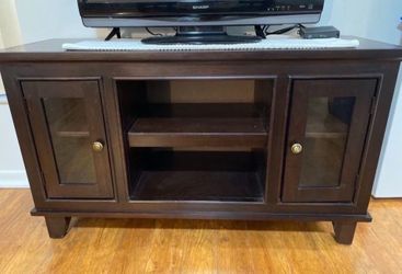 Tv Cabinet With Storage 48”x17”x28”