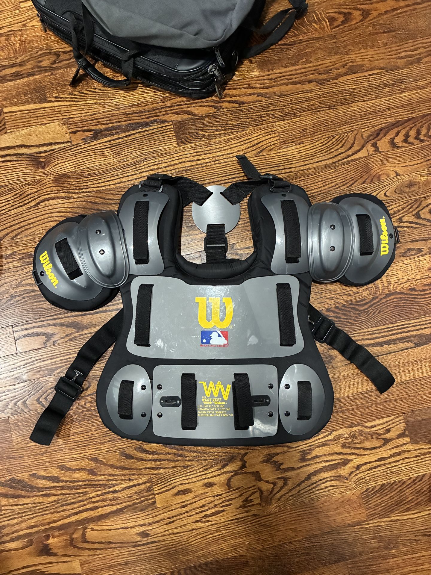 Umpire Equipment
