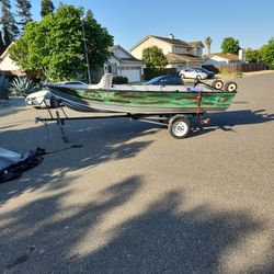 14ft 1978 Gregor Aluminum Welded Boat 63inchs Wide
