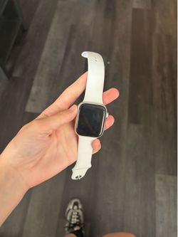 Apple Watch Series 8