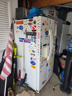 REFRIGERATOR
