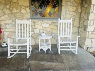 Outdoor Classic White Rocking  Chairs / Vintage 80’ s Wicker double Tier table
