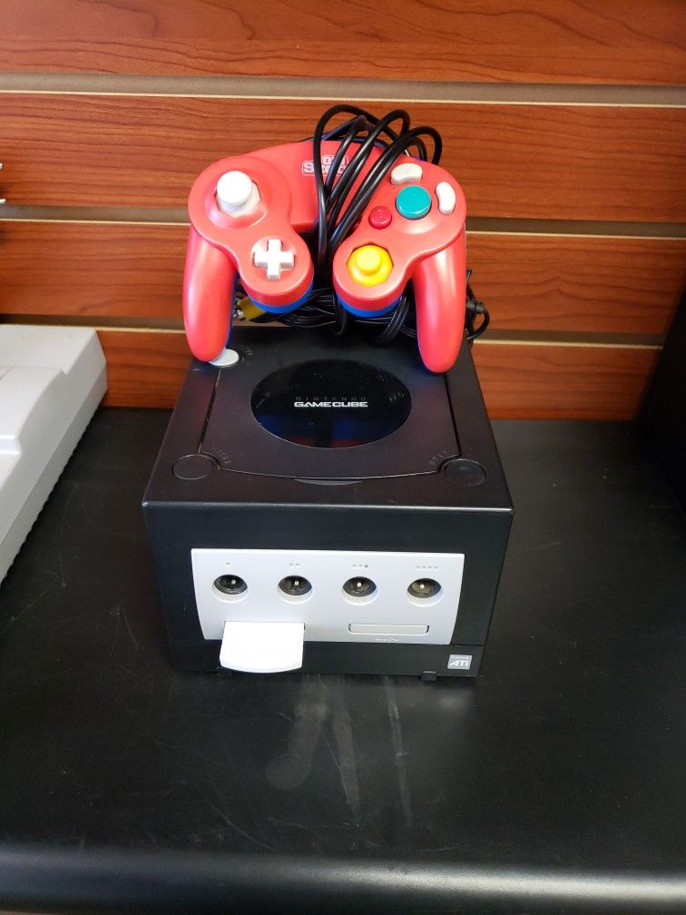 Nintendo GameCube Console With Controller And Game