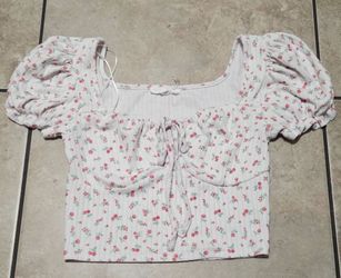 Women's top size small